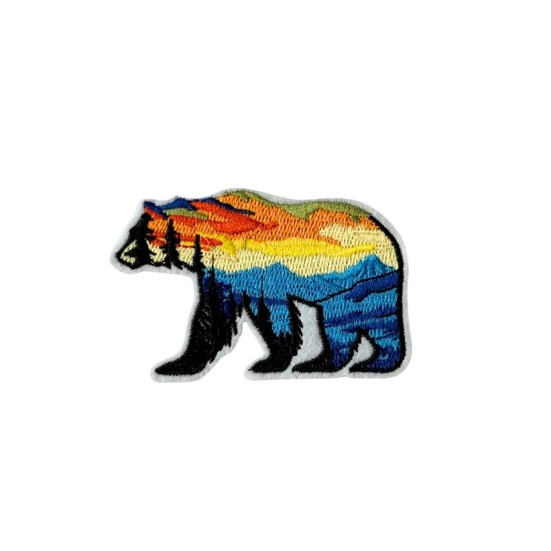 Des patchs d'ours "Dehors !"