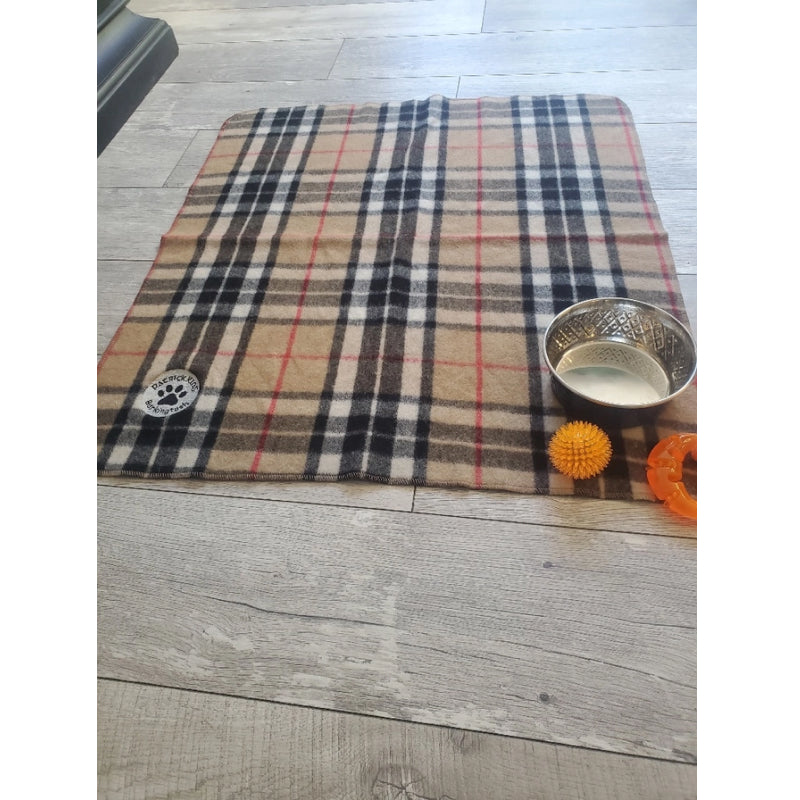 Patrick King Woollen Company - Couverture en laine pour animaux de compagnie motif écossais Barkingtosh