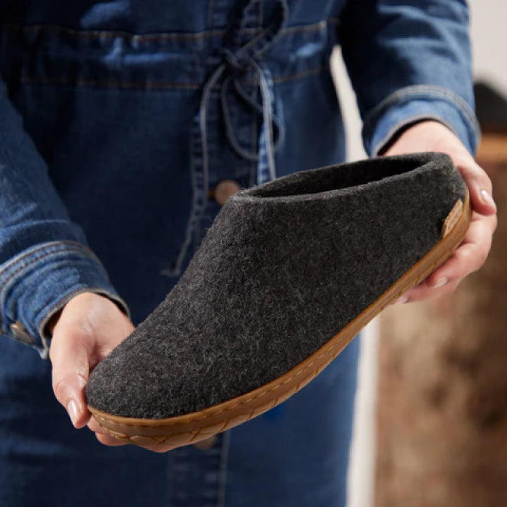 Glerups Slip-On - Honey Rubber - Charcoal