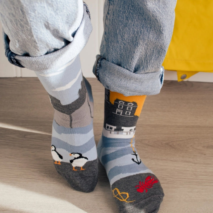 Friday Sock Co. - Chaussettes paysages de la côte est canadienne pour femmes