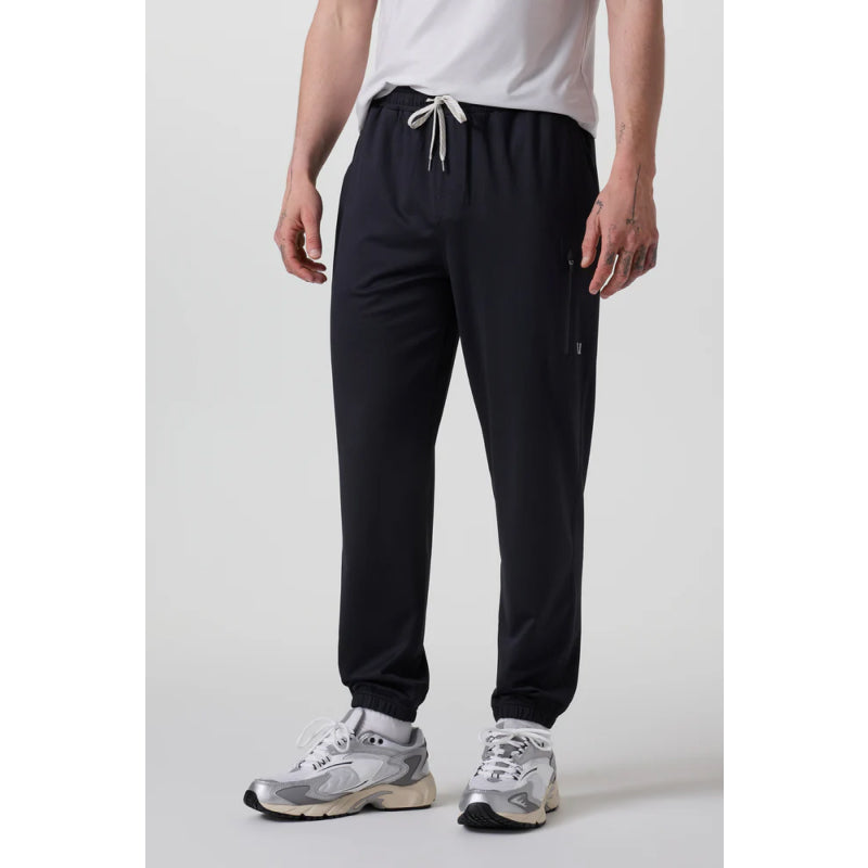 Vuori Men's Sunday Performance Sweat 28"