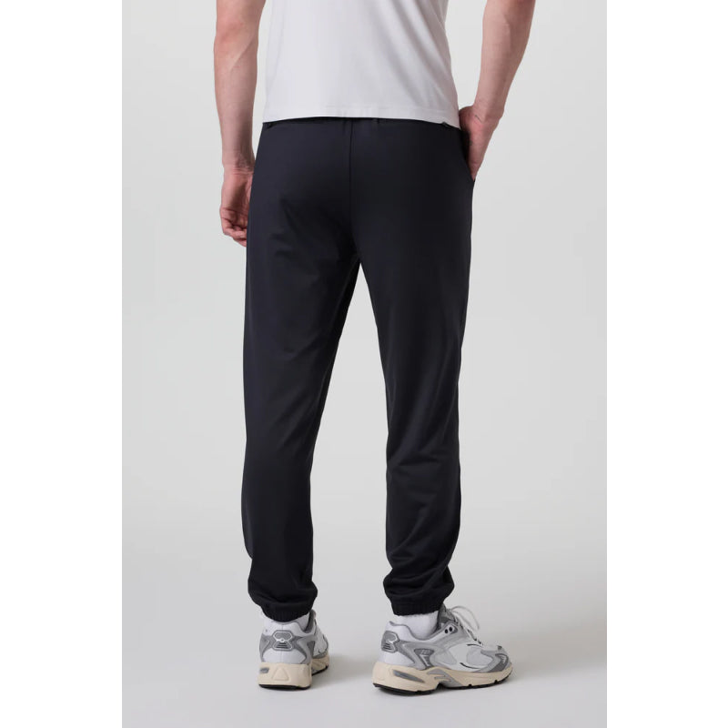 Vuori Men's Sunday Performance Sweat 28"