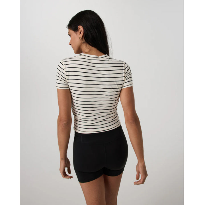 Vuori Women's Pose Fitted Tee