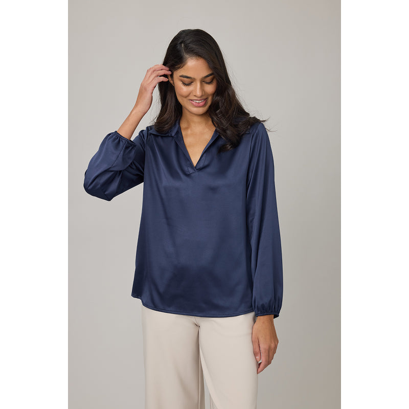 Chemisier en satin col pistache
