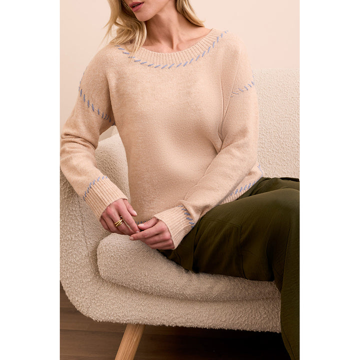 Pull ras du cou tribal à manches longues avec surpiqûres