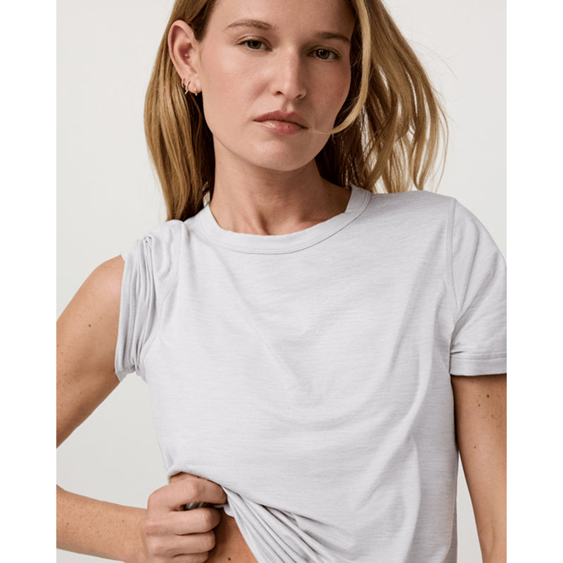 T-shirt de luxe à manches courtes Vuori pour femme