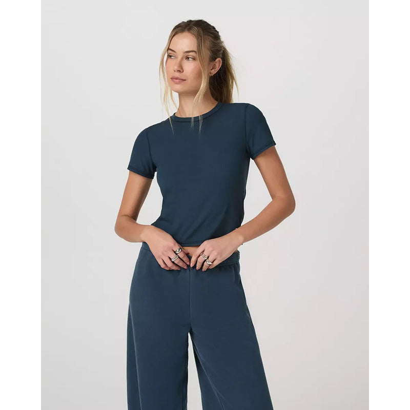 Vuori Women's Pose Fitted Tee
