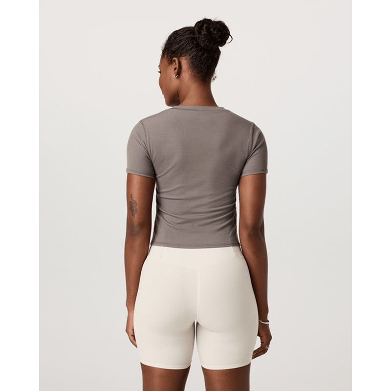 Vuori Women's Pose Fitted Tee