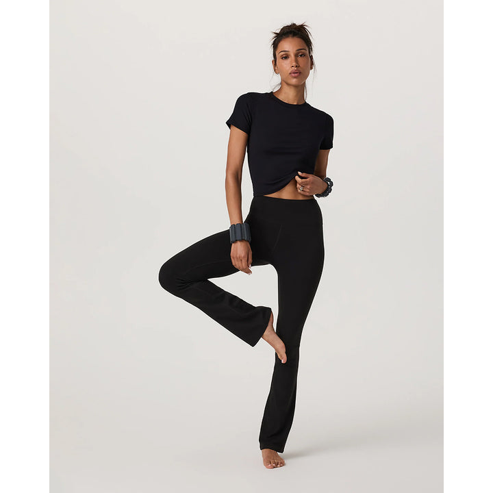 Vuori Women's Pose Fitted Tee