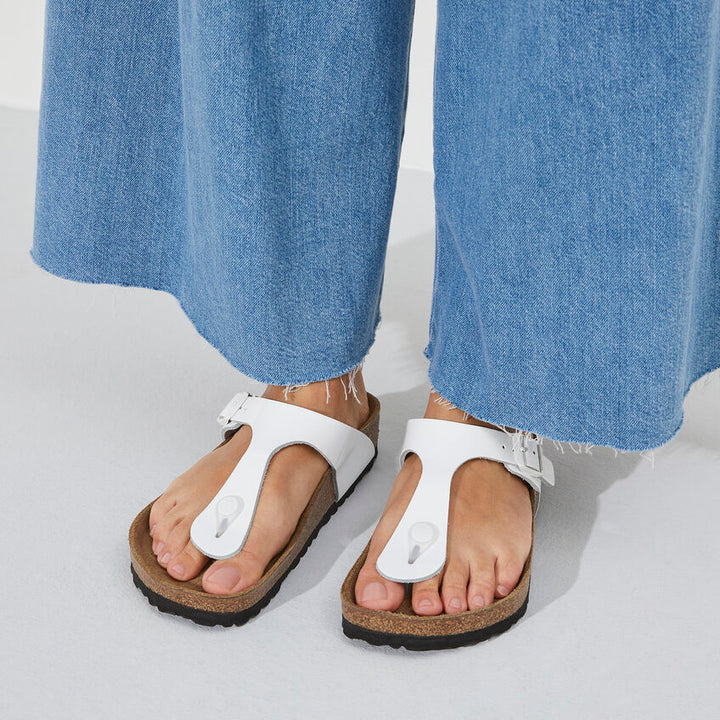 Birkenstock Gizeh Leather - Patent White - Regular